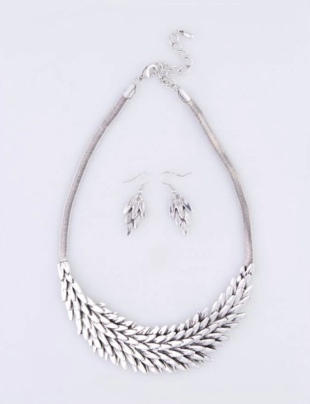 Chunky Silver Coloured Feather Necklace and Earring Set